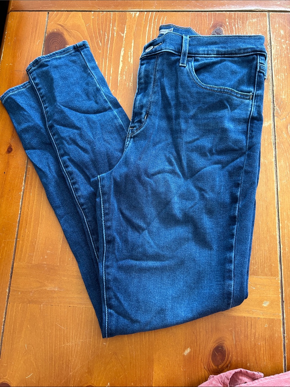 High-Rise Women's Jeans in Dark Indigo